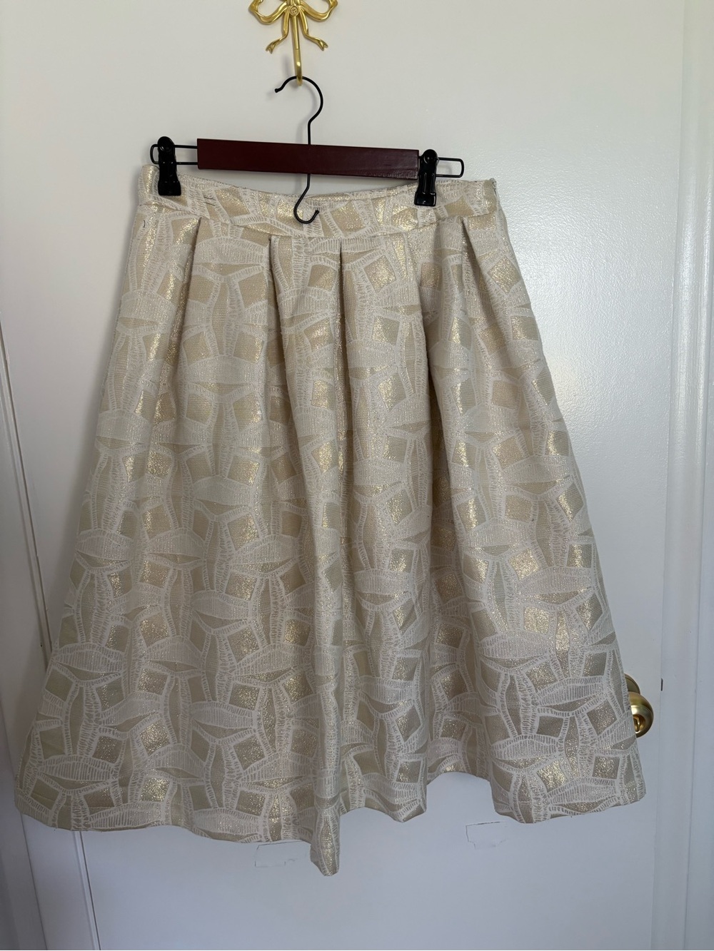Haute Monde Cream Skirt with Gold Geometric Sheen